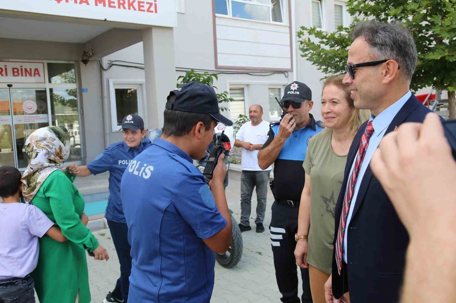 Özel çocukların polislik düşü gerçek oldu
