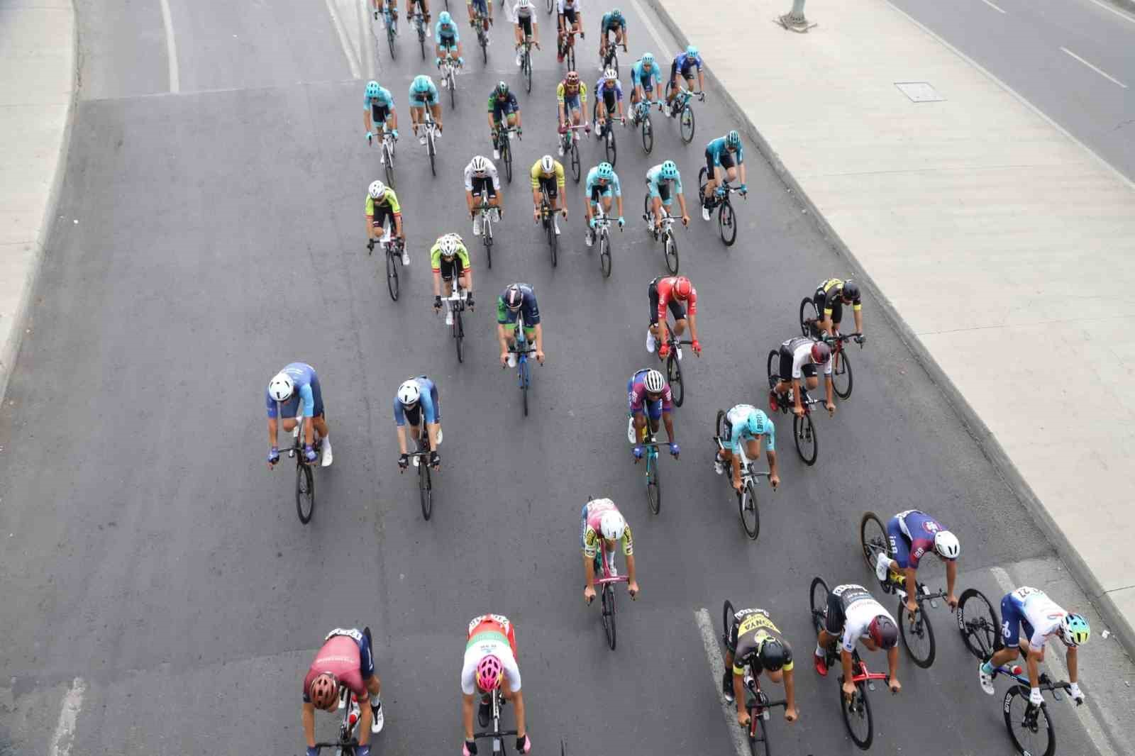 Tour of İstanbul’da kazanan Burgaudeau
