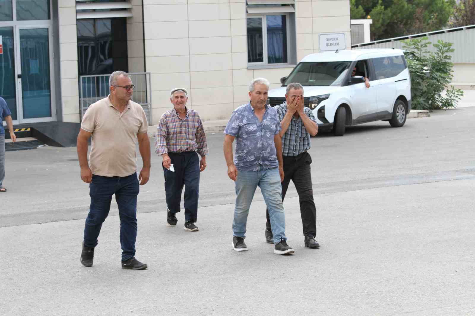 Antalya’da feci kaza: 3 ölü, 3 yaralı
