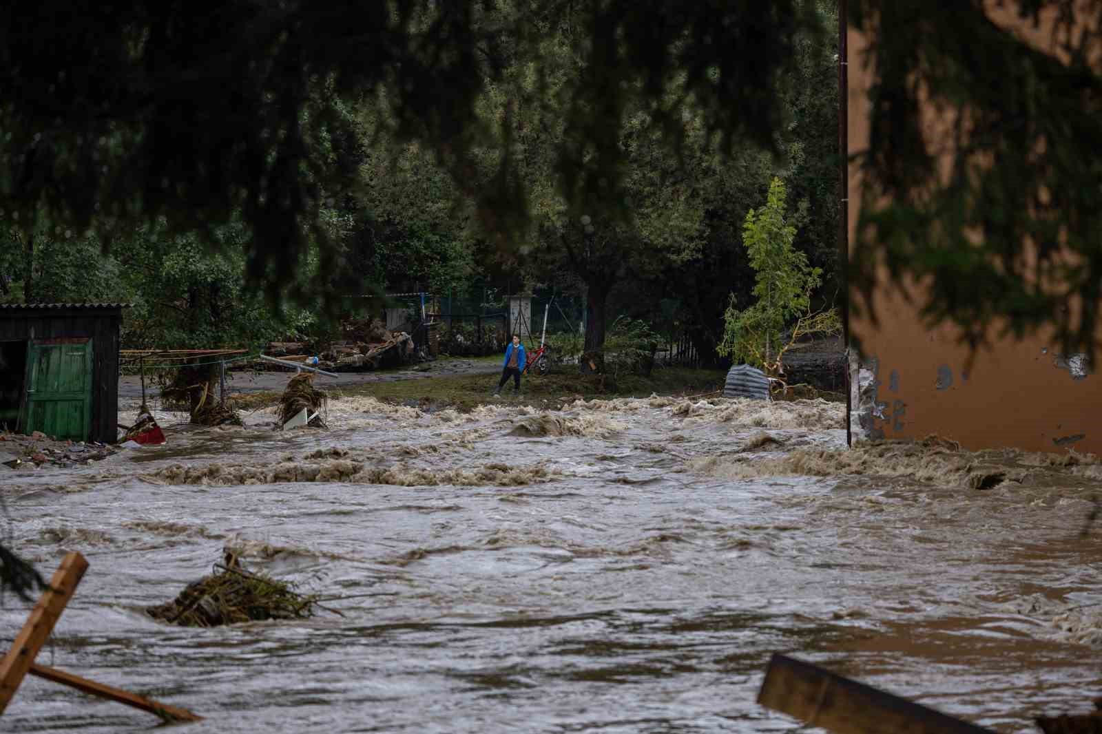 Boris Fırtınası Polonya’yı vurdu: 2 ölü
