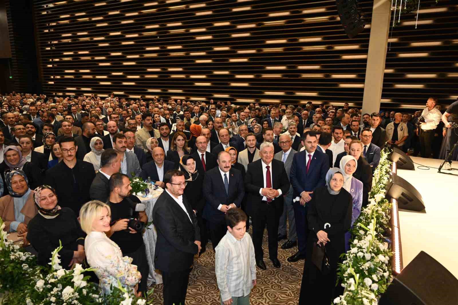 Konya’daki düğün merasiminde üç bakan şahitlik yaptı
