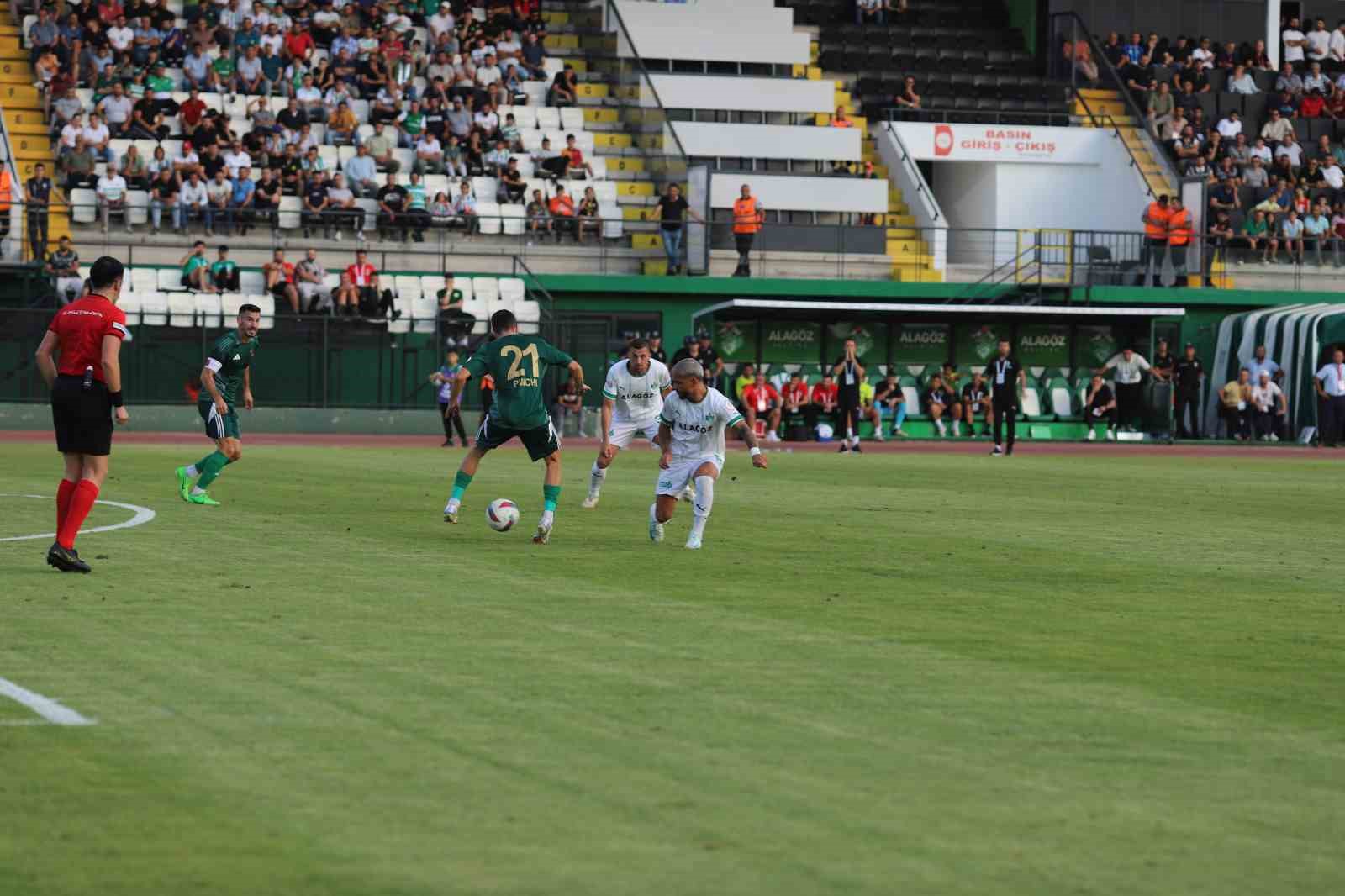 Trendyol 1. Lig: Iğdır FK: 1 - Esenler Erokspor: 2
