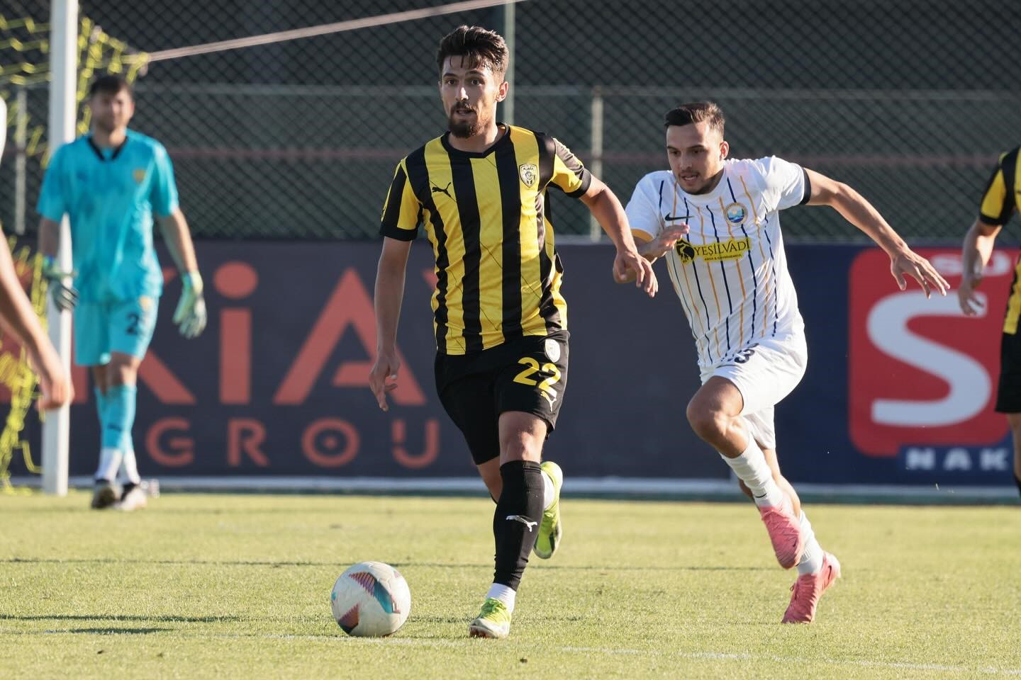 TFF  3 Lig: Aliağaspor FK: 1- Küçükçekmece Sinop Spor: 1
