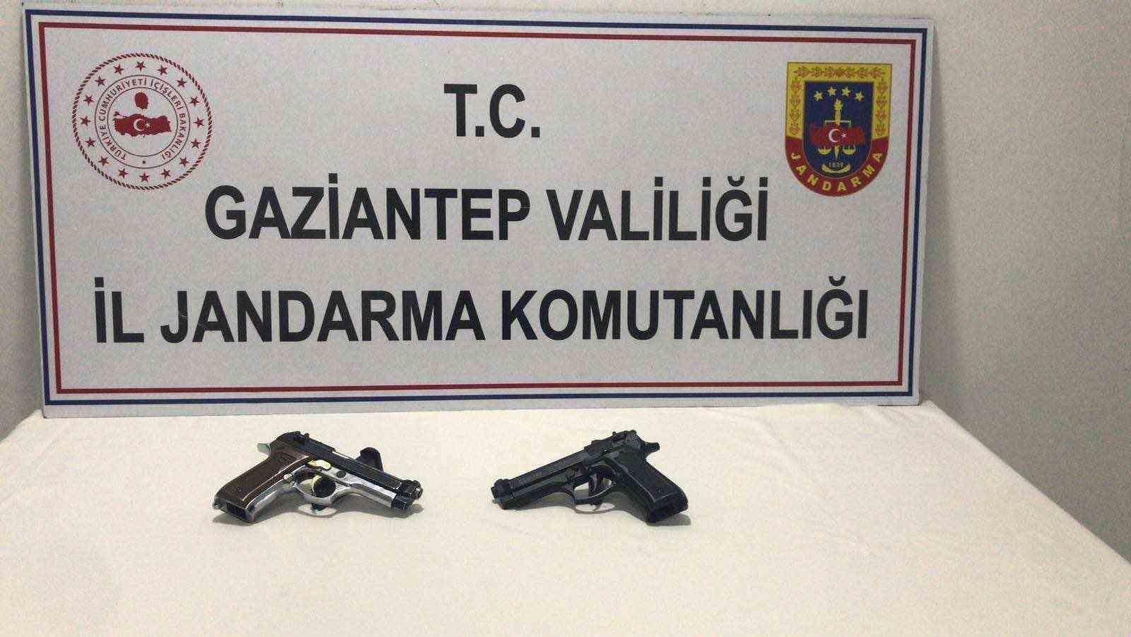 Havaya ateş açan 6 şahsı jandarma yakaladı
