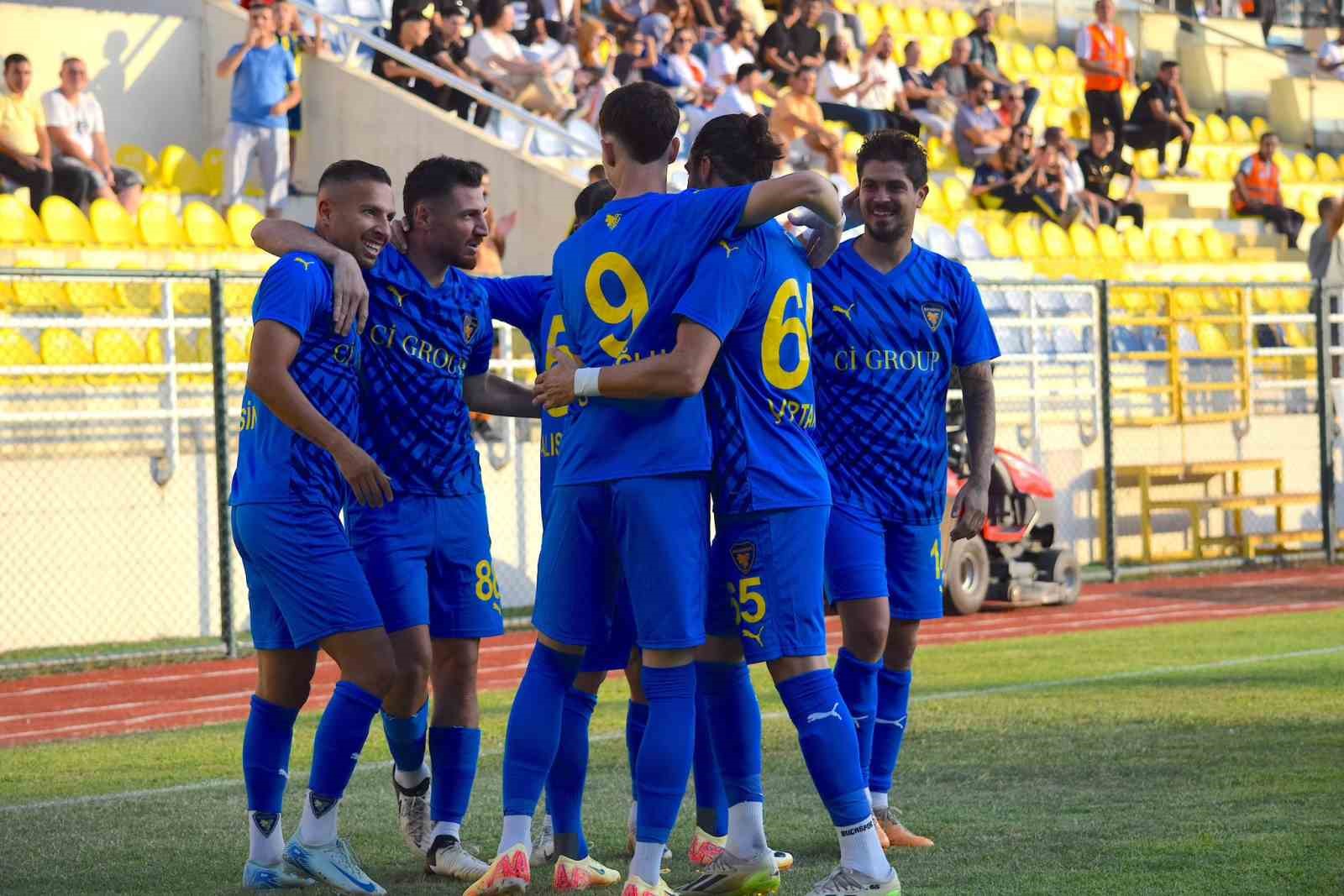 Bucaspor 1928, yoluna kayıpsız devam ediyor
