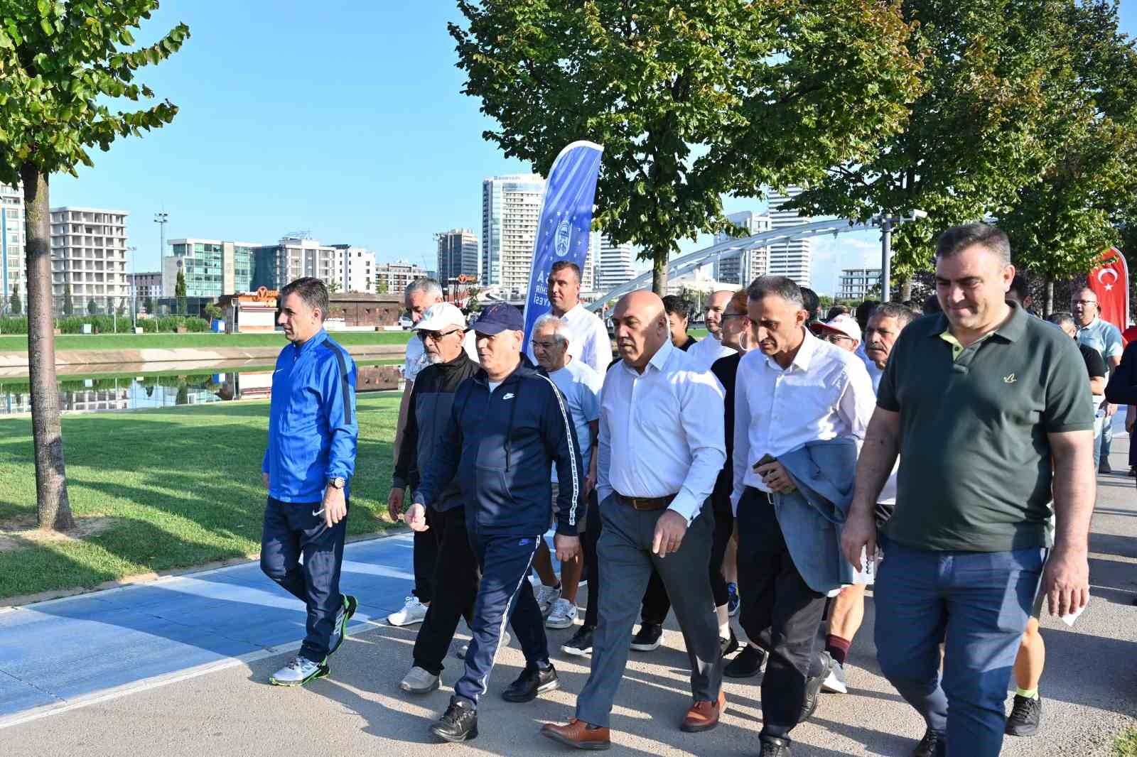 Başkan Bozbey’den sağlıklı yaşam vurgusu
