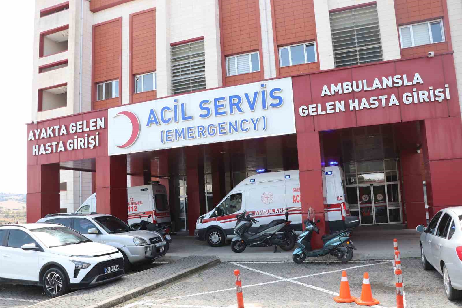 Samsun’da hafif ticari araç ile otomobil çarpıştı: 4 yaralı
