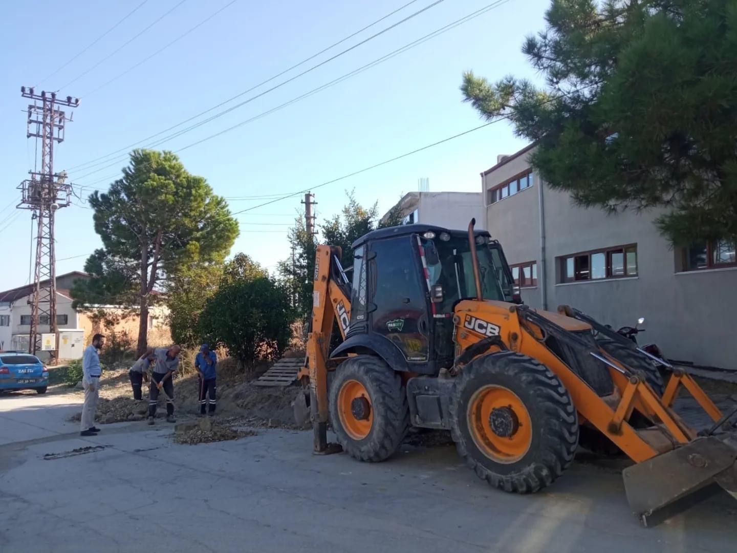 Babadağ’da alt ve üst yapı çalışmaları birlikte yürütülüyor
