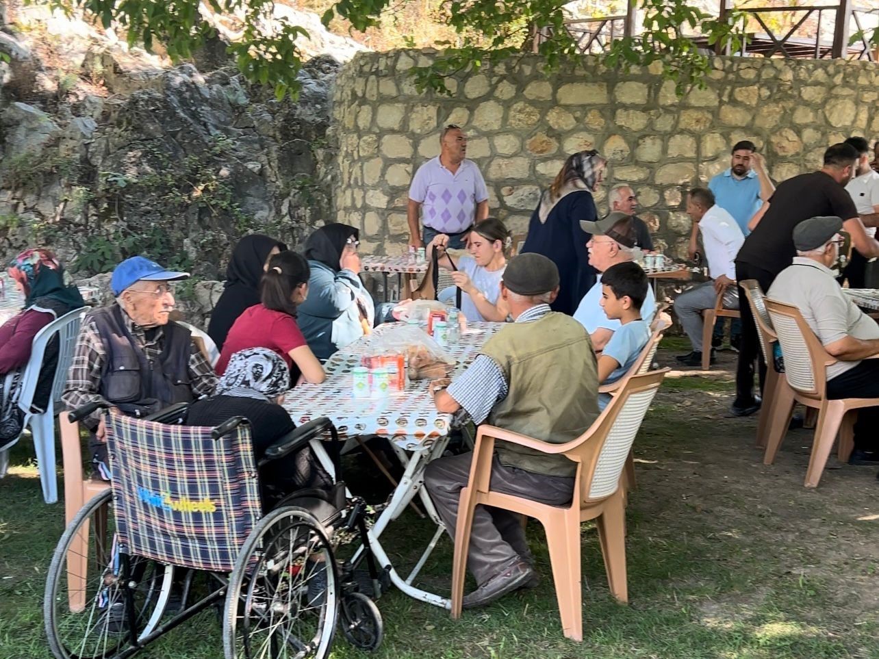 Başkan Ural, aşevi destekli vatandaşlarla piknikte buluştu
