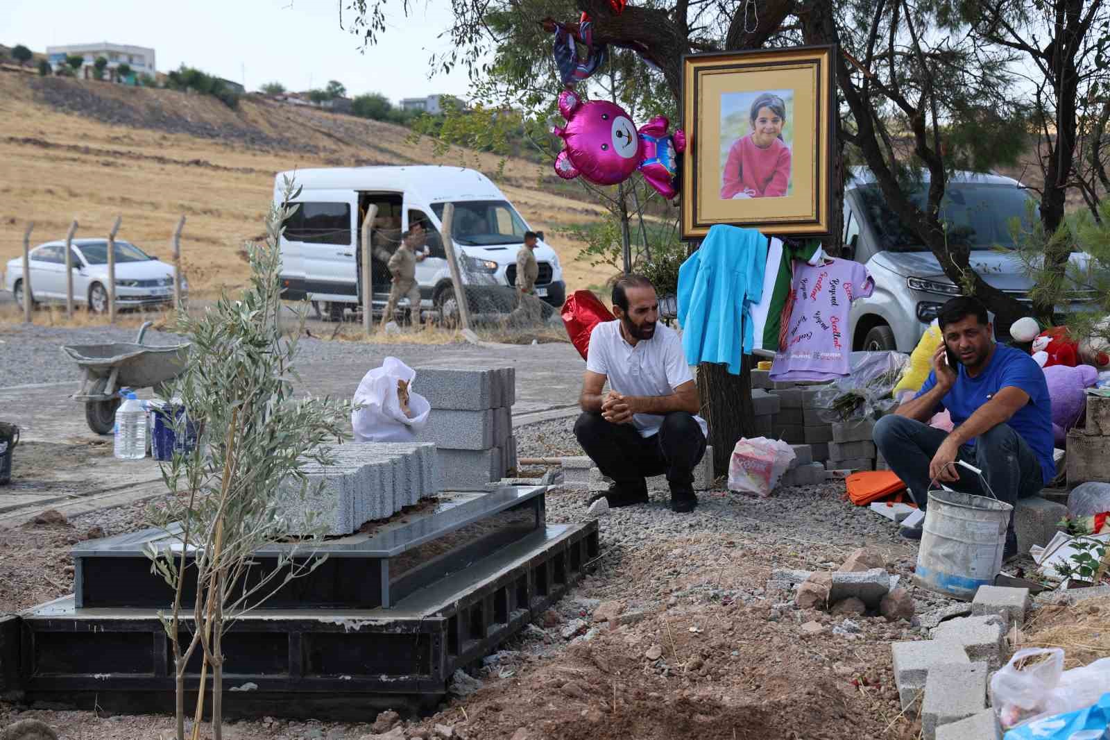 Narin’in mezarı yapıldı
