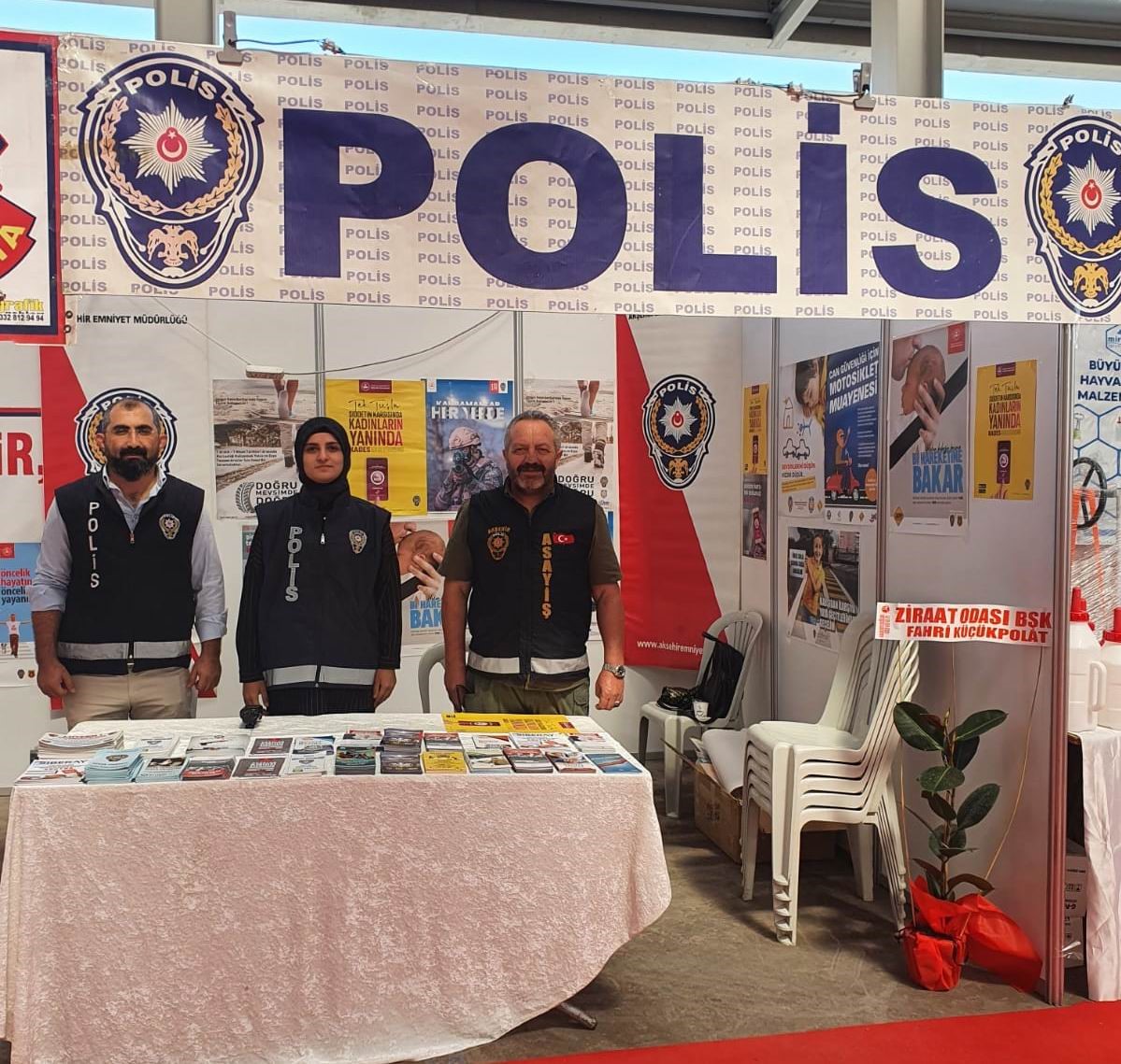 Akşehir İlçe Emniyet Müdürlüğü fuarda stant açtı
