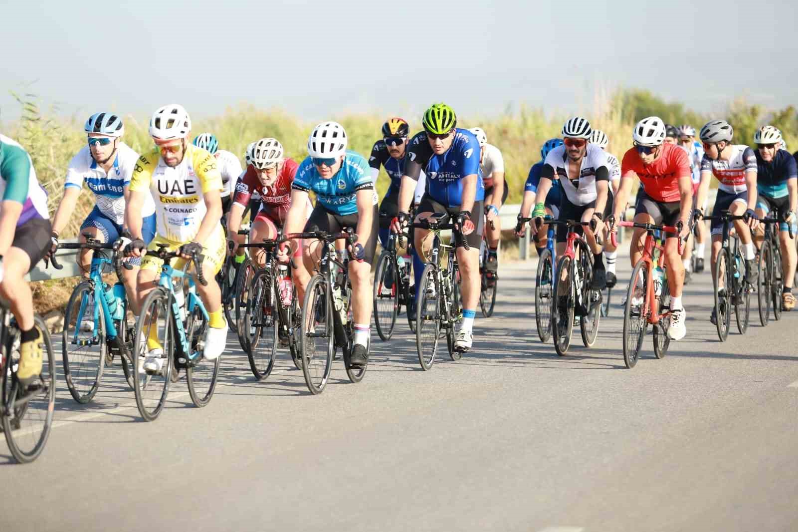 Pamukkale Granfondo Bisiklet Yarışı tamamlandı
