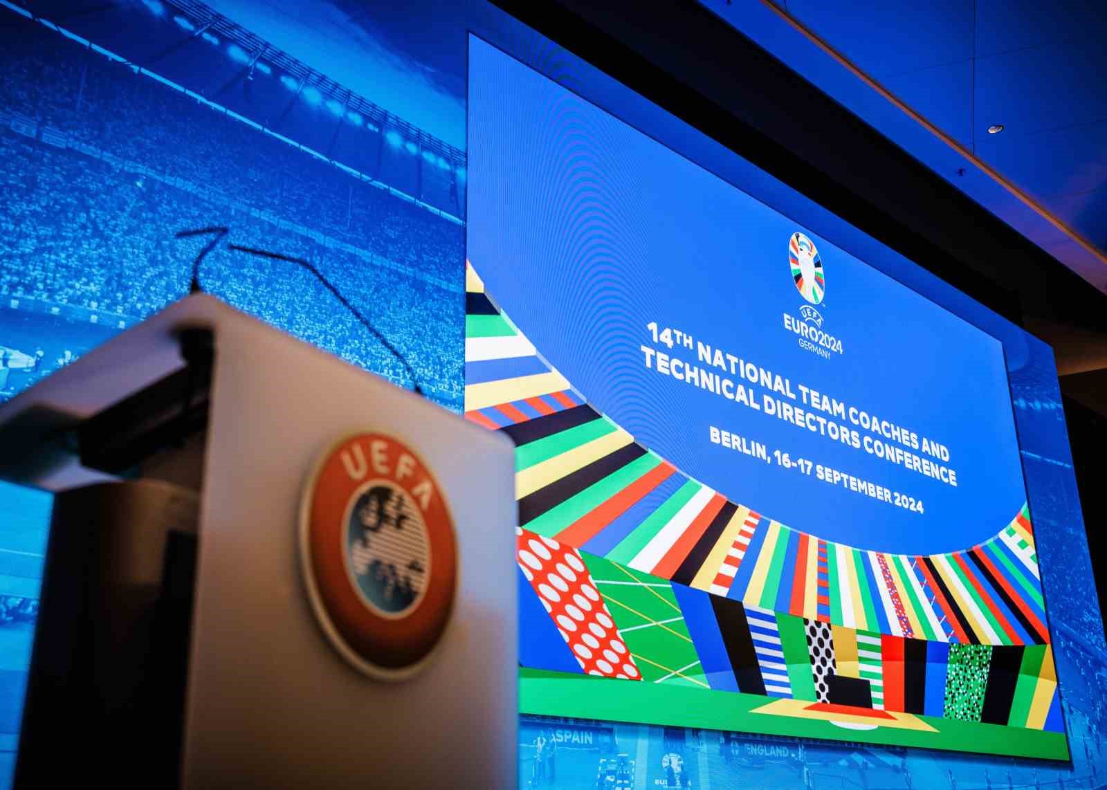 Vincenzo Montella, UEFA Milli Takım Teknik Direktörleri Konferansı’na katıldı
