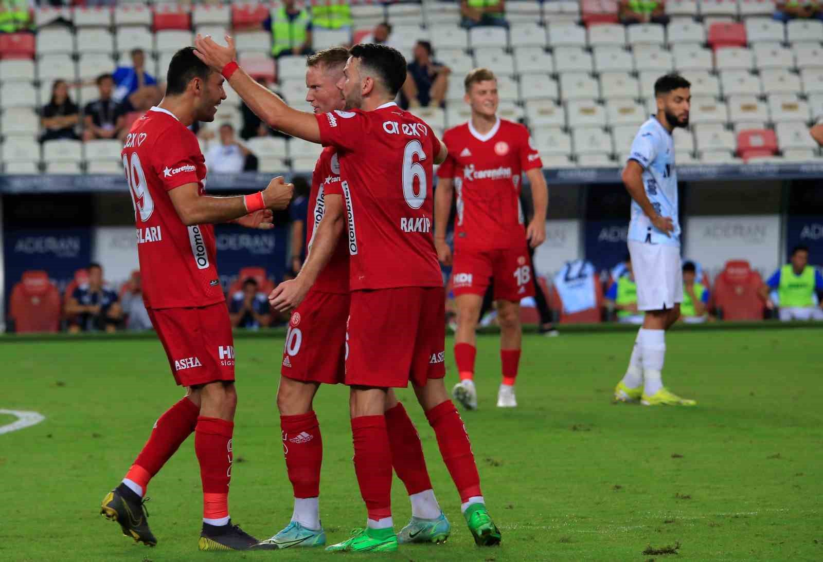 Trendyol Süper Lig: Antalyaspor: 2 - Adana Demirspor: 1 (Maç sonucu)
