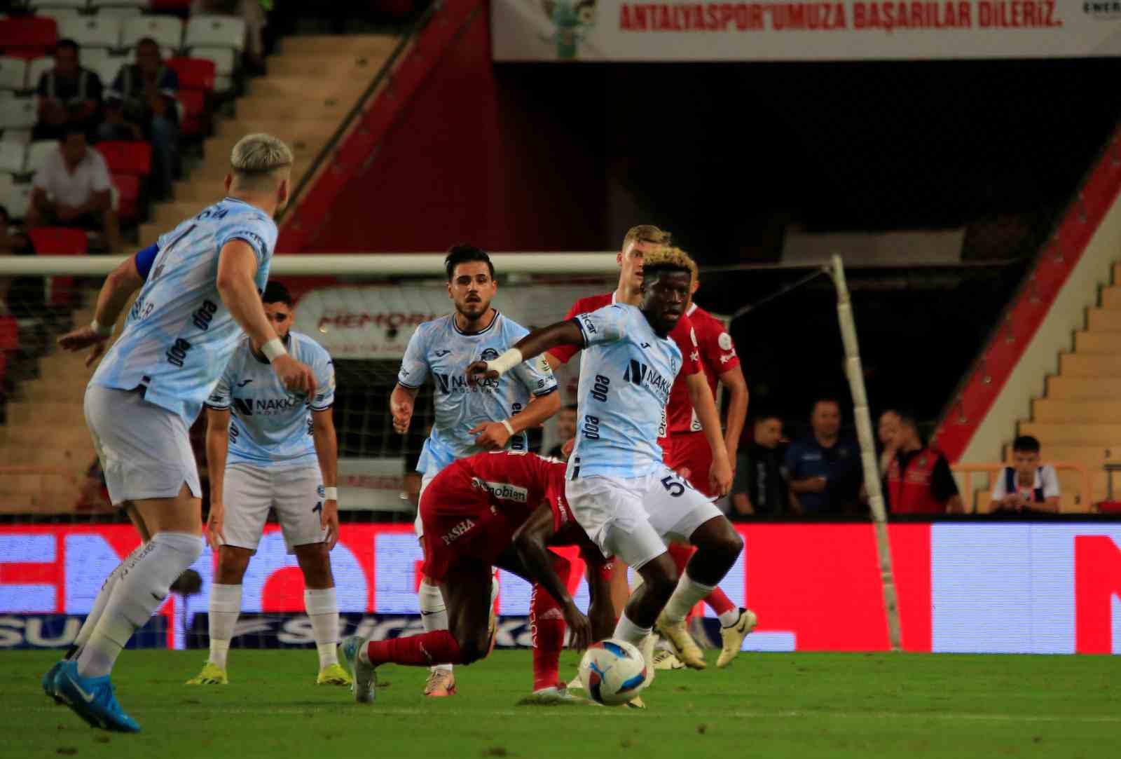 Trendyol Süper Lig: Antalyaspor: 2 - Adana Demirspor: 1 (Maç sonucu)
