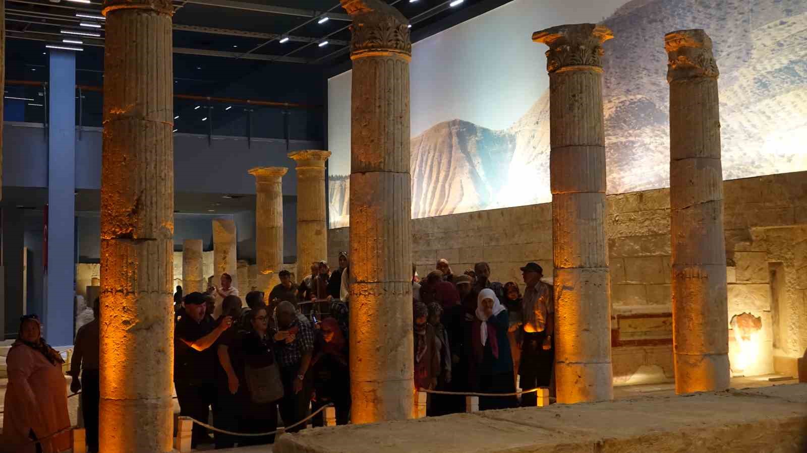 Zeugma Mozaik Müzesi, festival için Gaziantep’e gelenlerin akınına uğruyor
