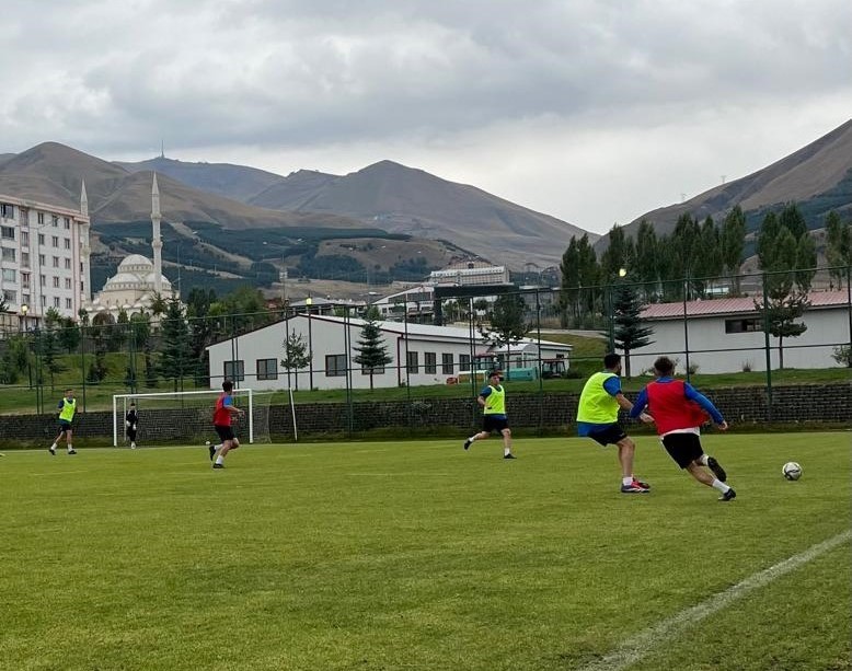 Antrenör eğitimleri Erzurum’da tamamlandı
