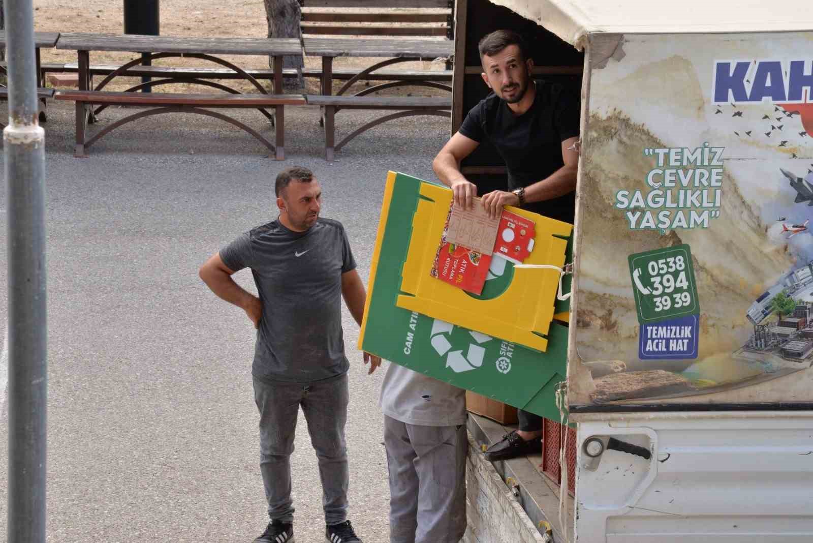 Kahramankazan Belediyesinden okullara hijyen desteği
