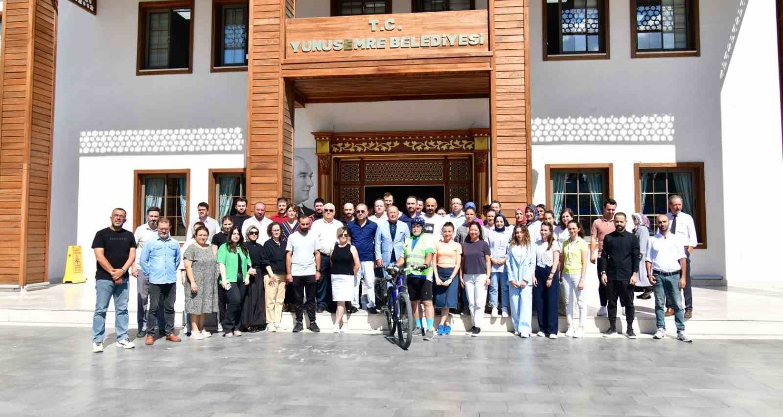 Yürüyerek veya bisikletle işe gelen belediye personeline restoran indirimi
