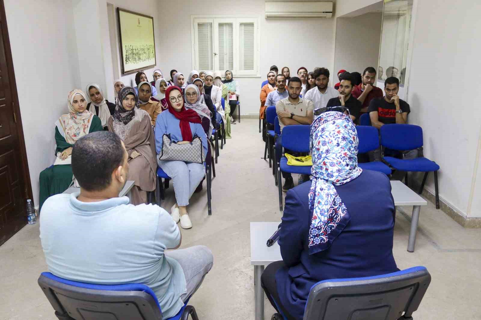 Türkiye Bursları Oryantasyon ve tanıtım programı öğrencileri Yunus Emre Enstitüsünde bir araya geldi.
