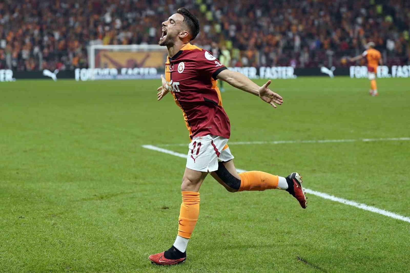 Trendyol Süper Lig: Galatasaray: 2 - Gaziantep FK: 0 (İlk yarı)
