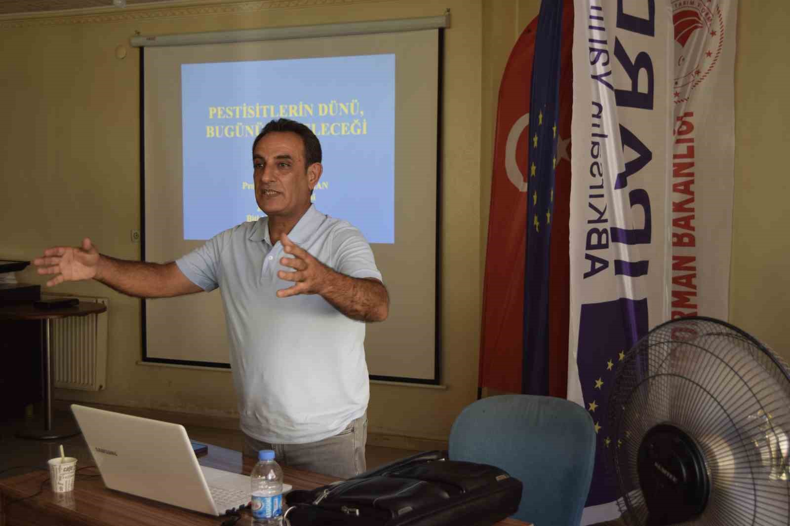 DİKKAD’dan Dicle’deki çiftçilere biyoteknikle mücadele eğitimi
