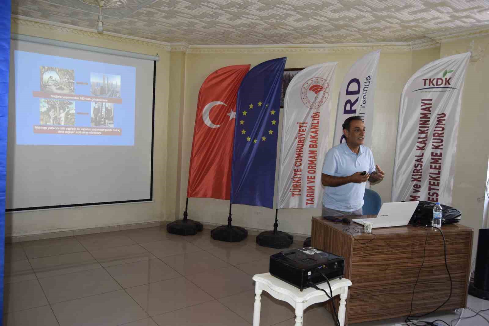 DİKKAD’dan Dicle’deki çiftçilere biyoteknikle mücadele eğitimi
