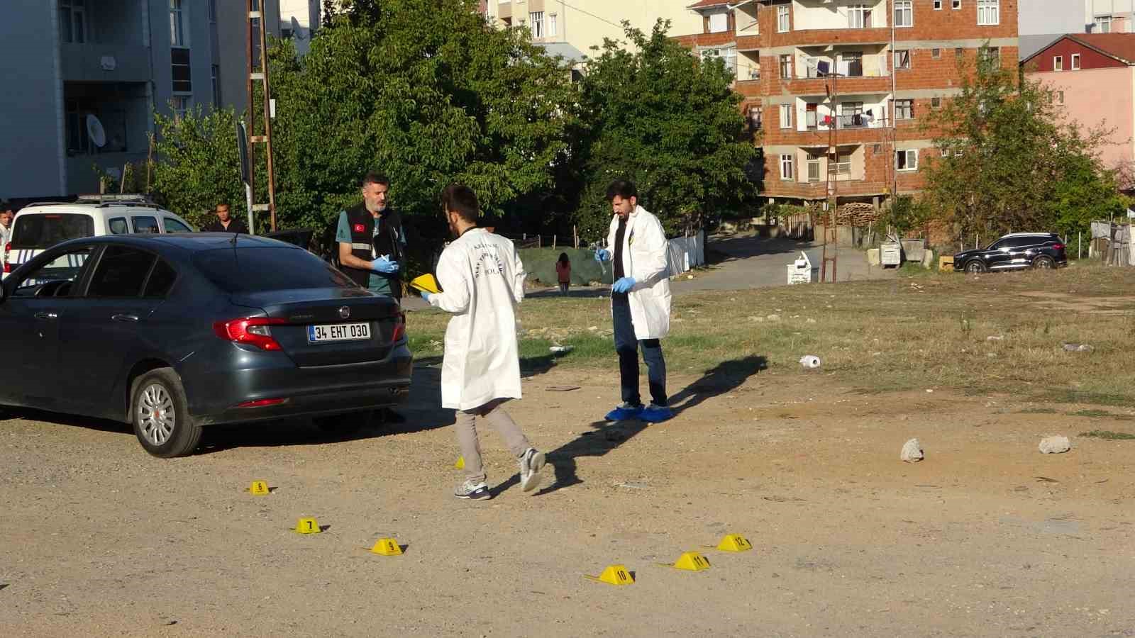 Pendik’te ‘kız meselesi’nde silahlar konuştu: 3 yaralı
