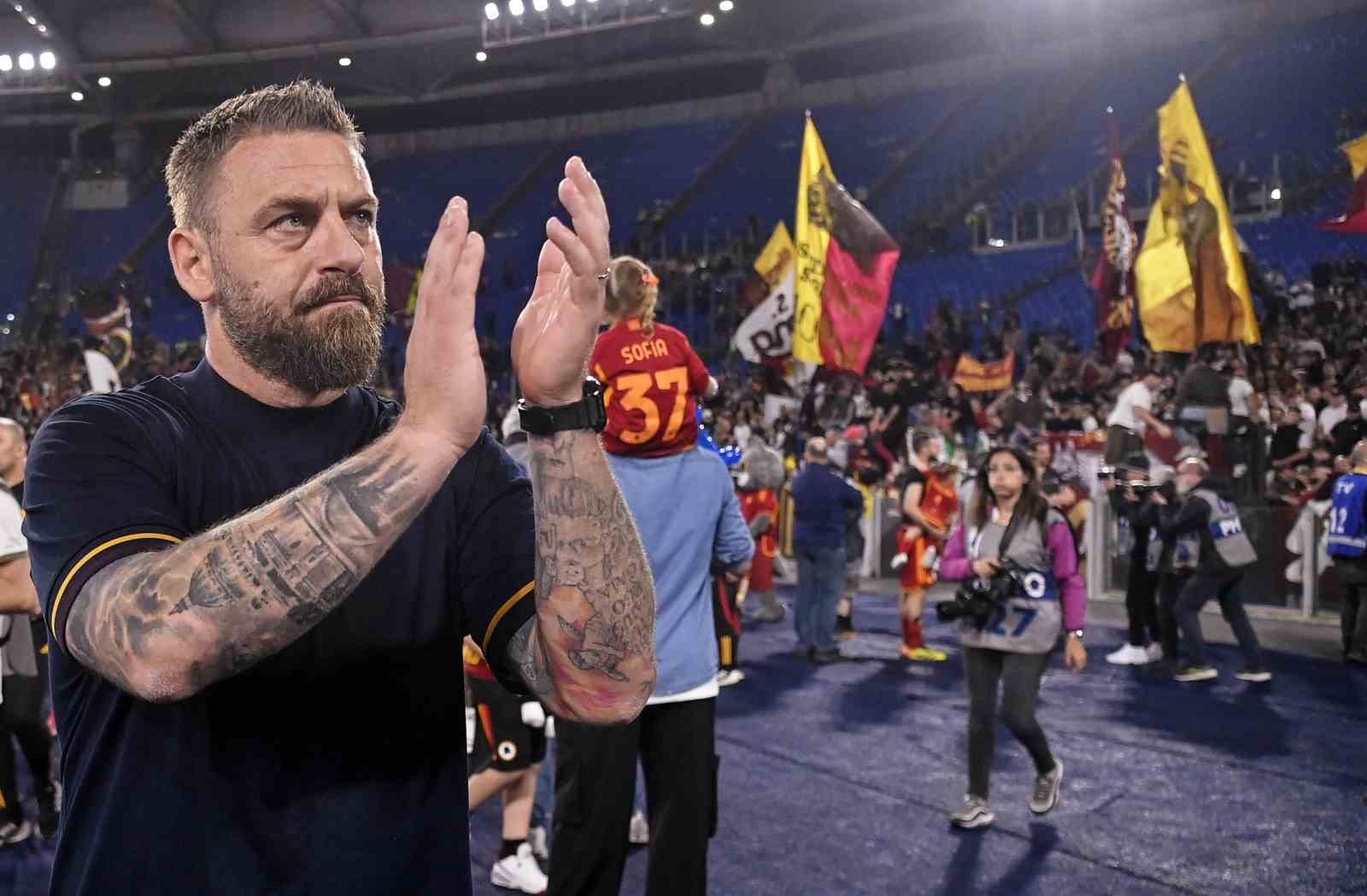 Roma, Teknik Direktör Daniele De Rossi ile yollarını ayırdı
