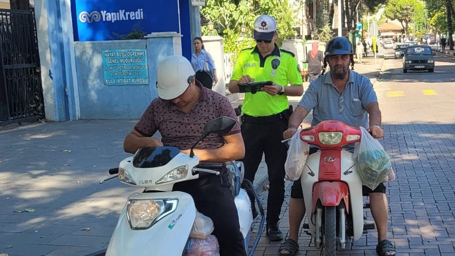 Kula’da motosikletlere özel denetim; 65 bin TL ceza yazıldı
