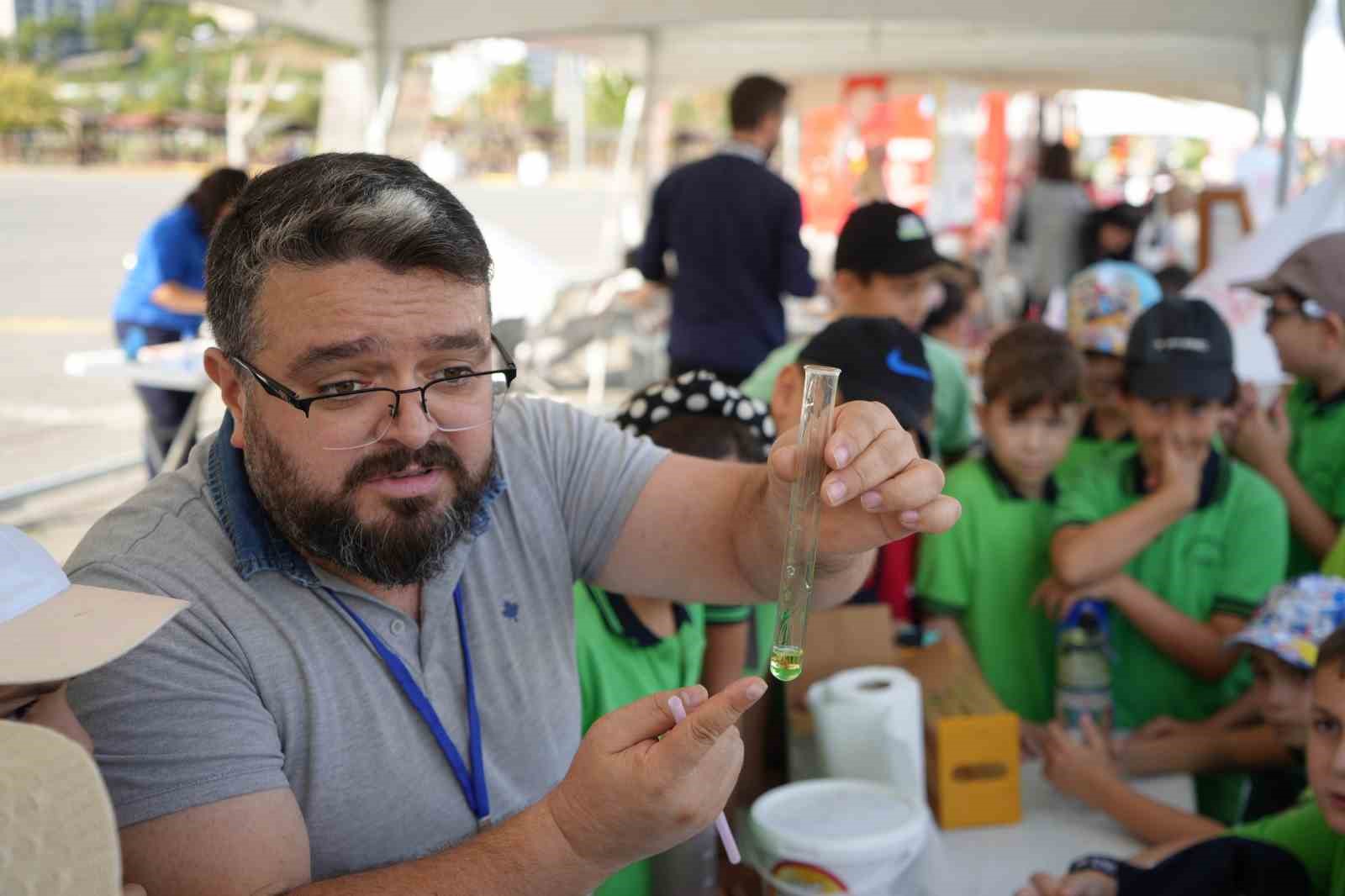 ‘İlkadım Bilim, Kültür ve Sanat Şenliği’ başladı
