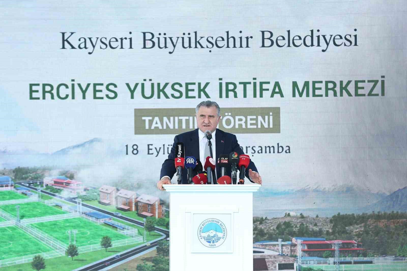 Erciyes yüksek İrtifa Kamp Merkezi tanıtıldı
