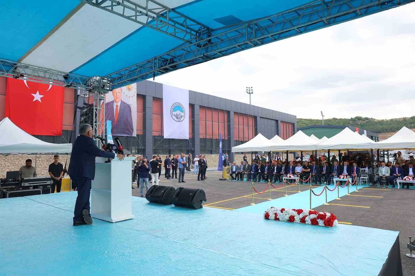 Erciyes yüksek İrtifa Kamp Merkezi tanıtıldı
