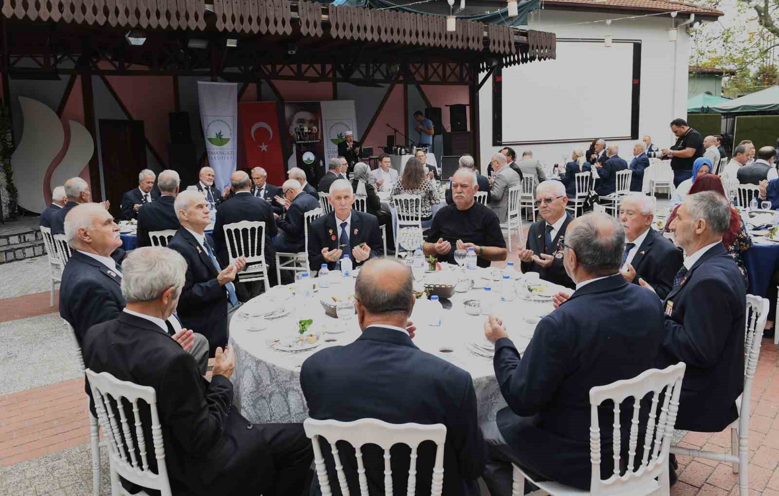 Başkan Aydın şehit yakınları ve gaziler ile bir araya geldi
