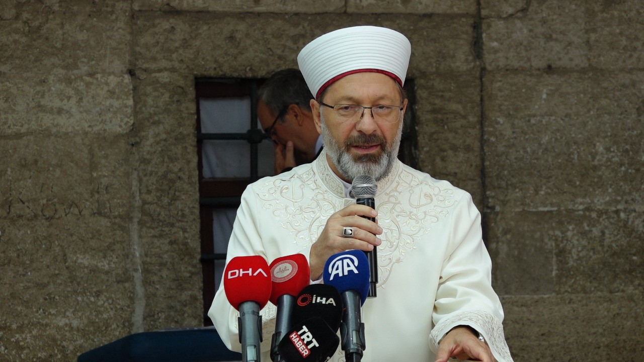 Diyanet İşleri Başkanı Prof. Dr. Erbaş, Kırklareli’nde Hafızlık Kur’an Kursları İcazet Merasimi’ne katıldı
