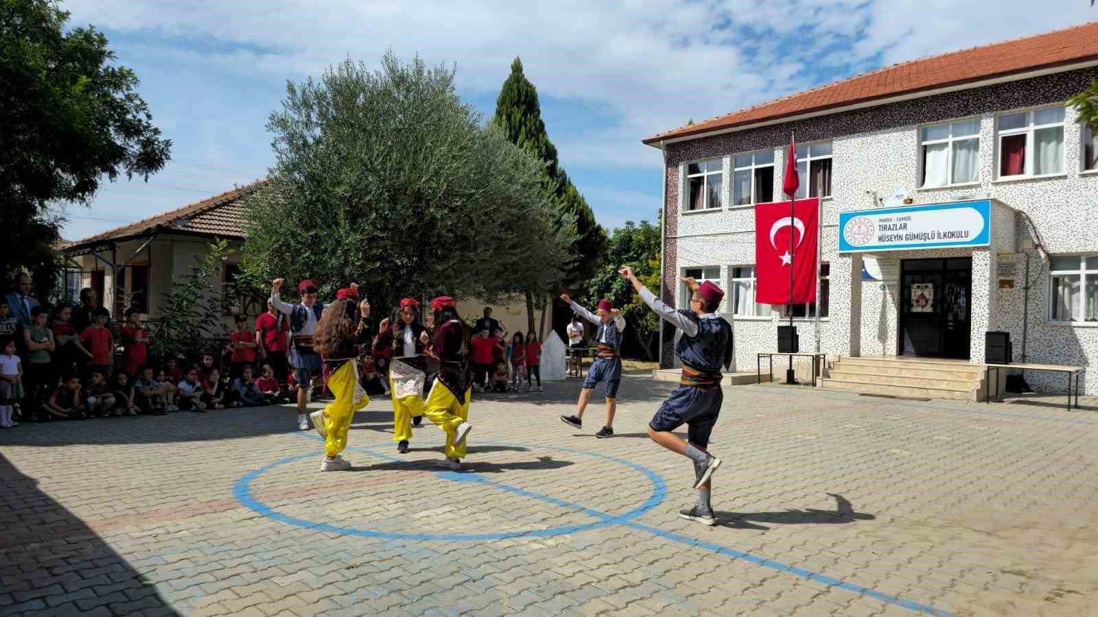 Sarıgöl’de İlköğretim Haftası kutlandı
