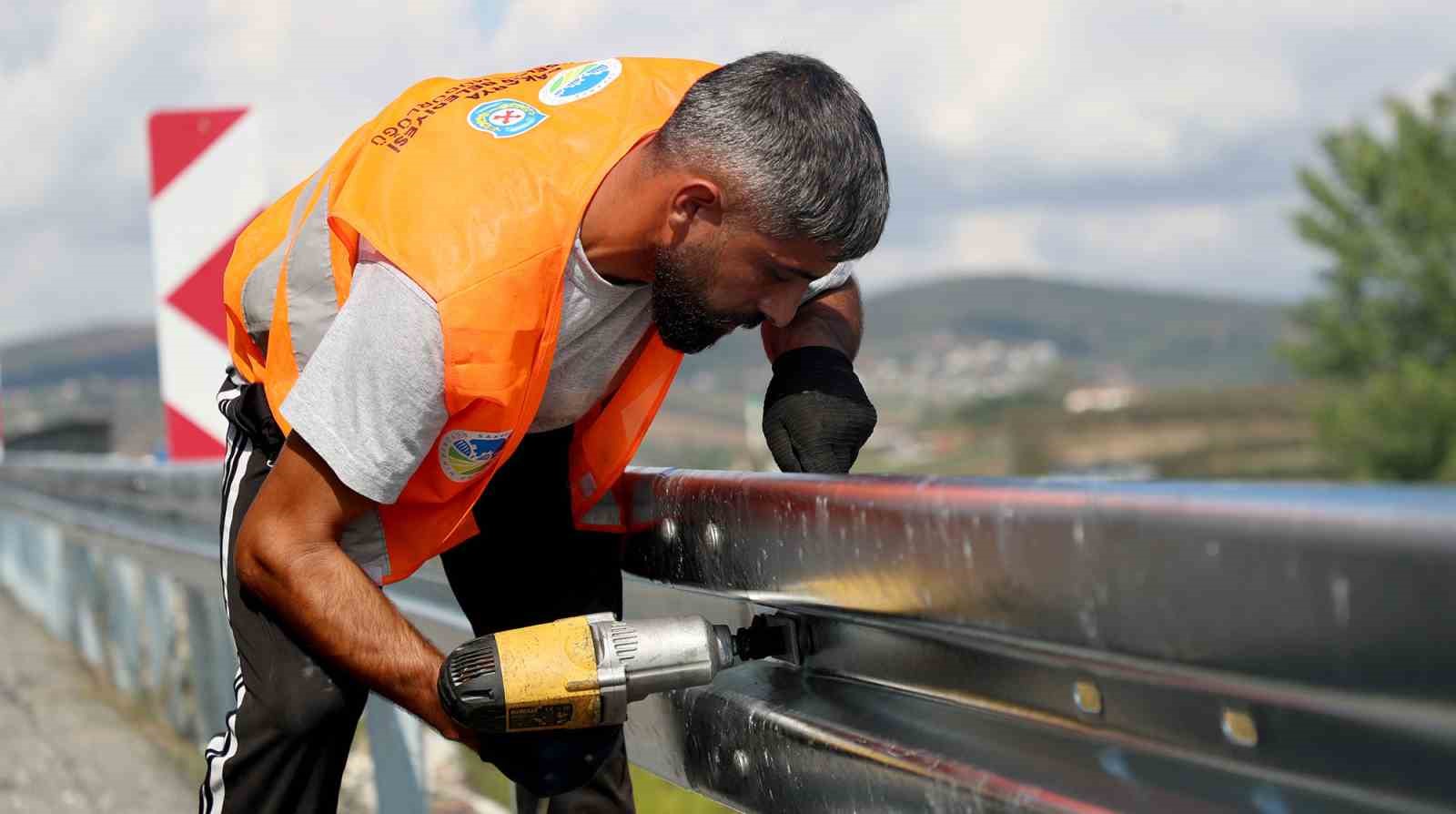 Sakarya Büyükşehir’den muhtemel trafik facialarına çelik önlem
