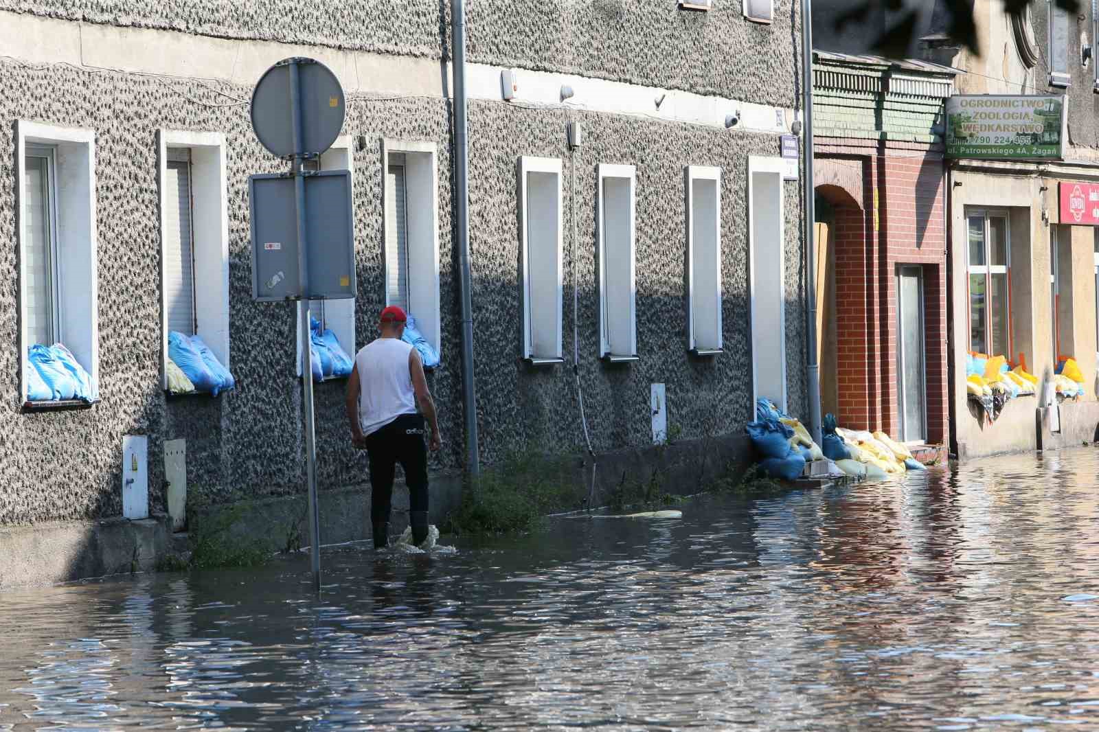 Polonya’da fırtınanın vurduğu bölgeler Bayraktar SİHA ile izleniyor
