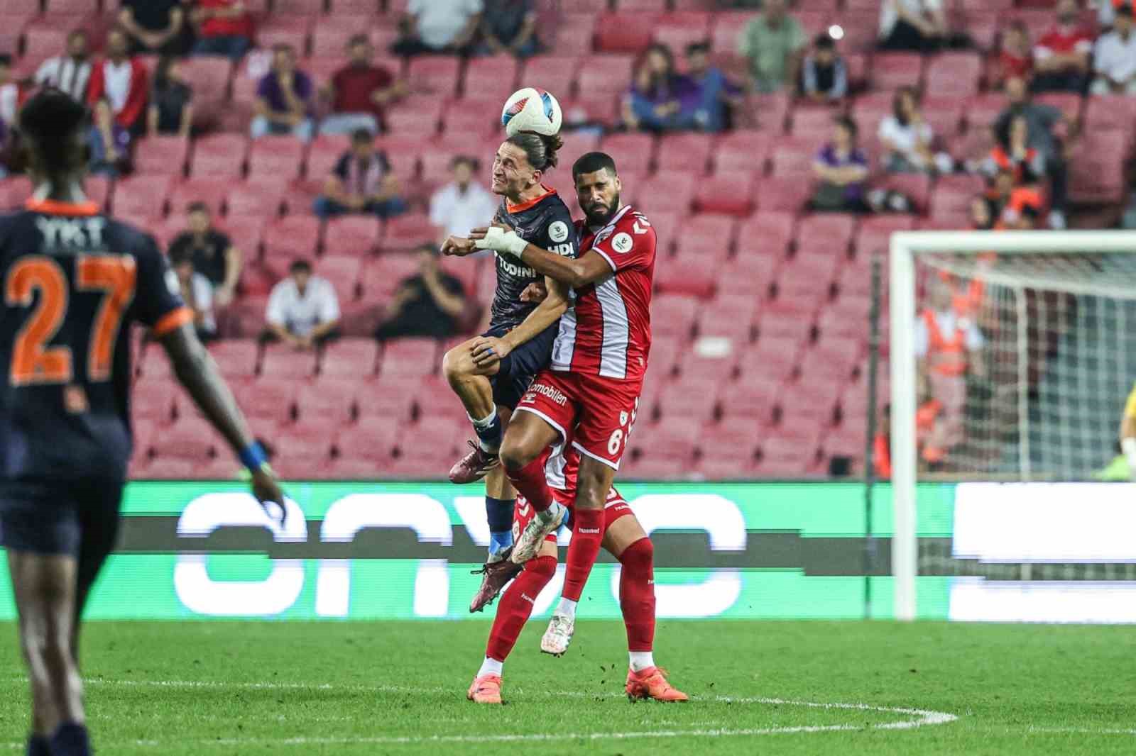 Trendyol Süper Lig: Samsunspor: 2 - RAMS Başakşehir: 0 (Maç sonucu)
