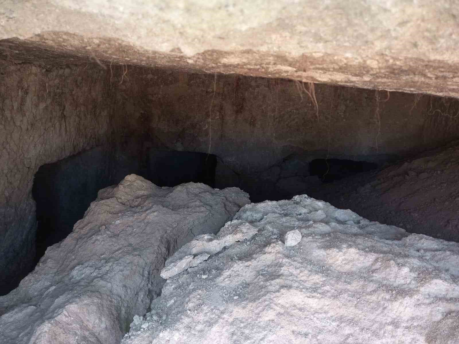 Gaziantep’te temel kazısı yapılırken Roma dönemine ait mezar bulundu
