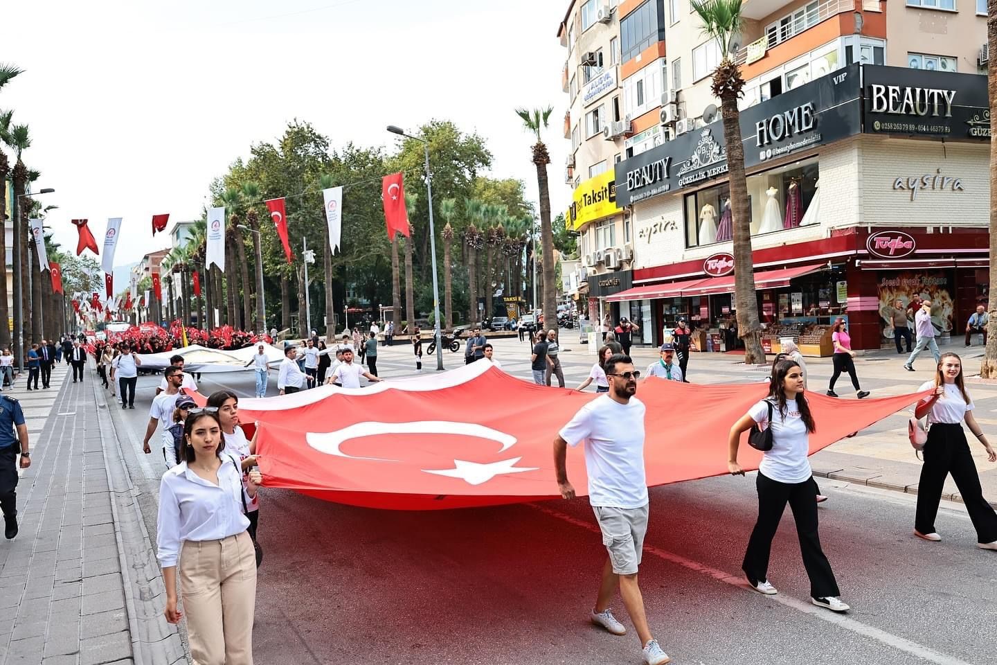 Denizli’de Gaziler Günü törenlerle kutlandı
