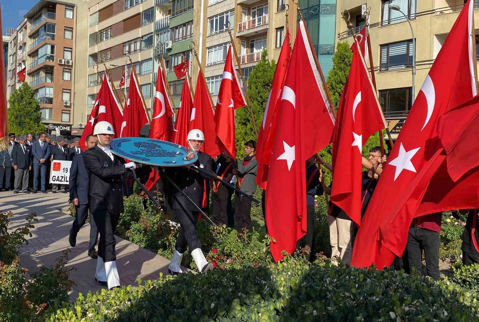 Konya’da Gaziler Günü töreni
