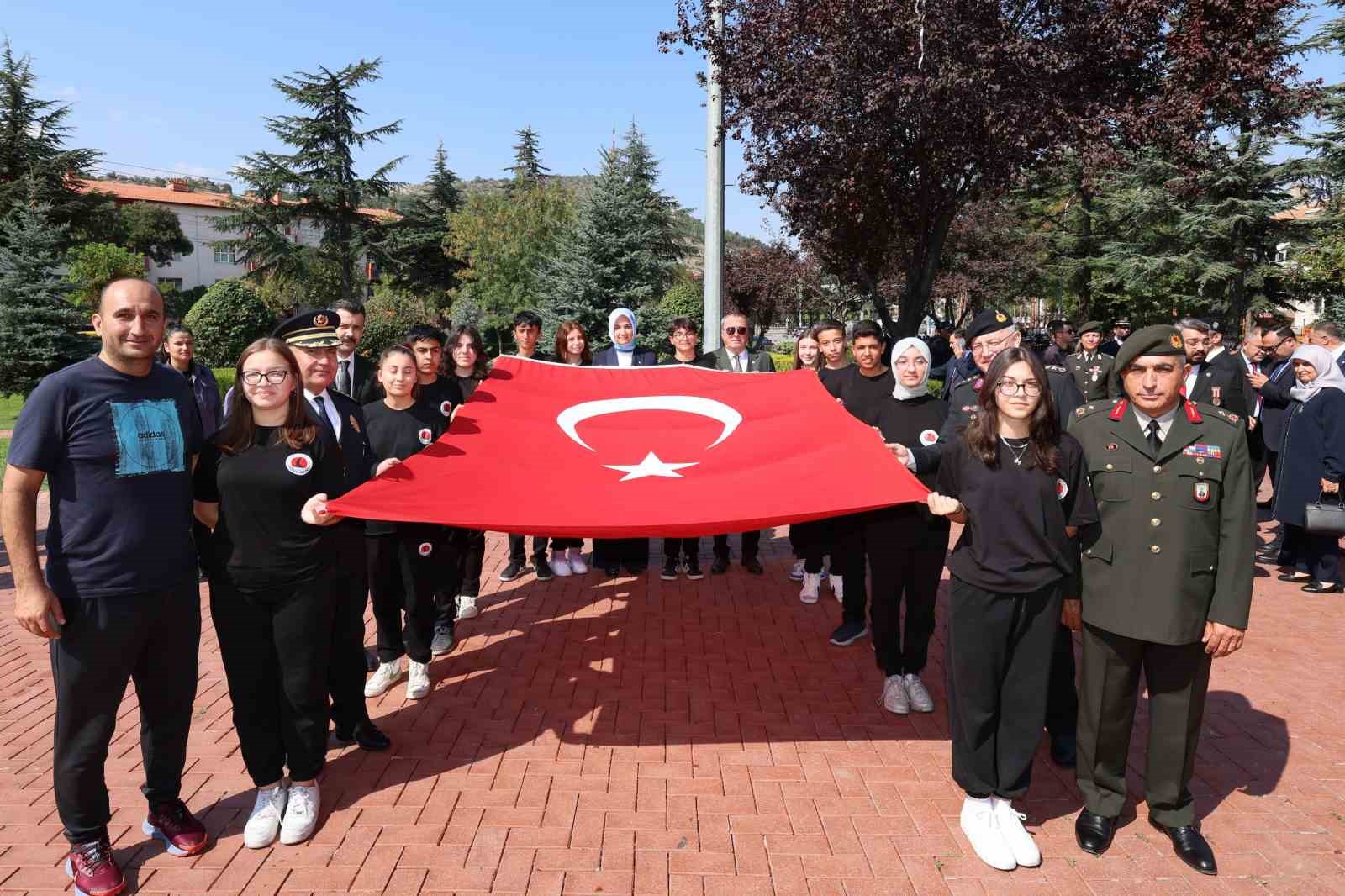 Vali Yiğitbaşı: “Gazilik, şehitlik mertebesinden sonra gelen en şerefli unvanlardan birisi”
