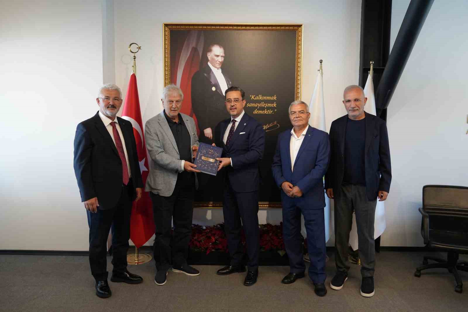 DSO heyeti, Denizli Model Fabrika için İzmir’de önemli temaslarda bulundu
