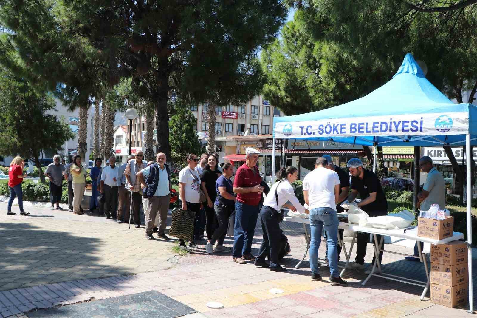 Söke’de Gaziler Günü’nde pilav hayrı
