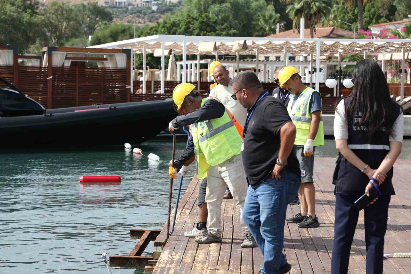 Bodrum’da sosyetenin iskeleleri yıkılıyor
