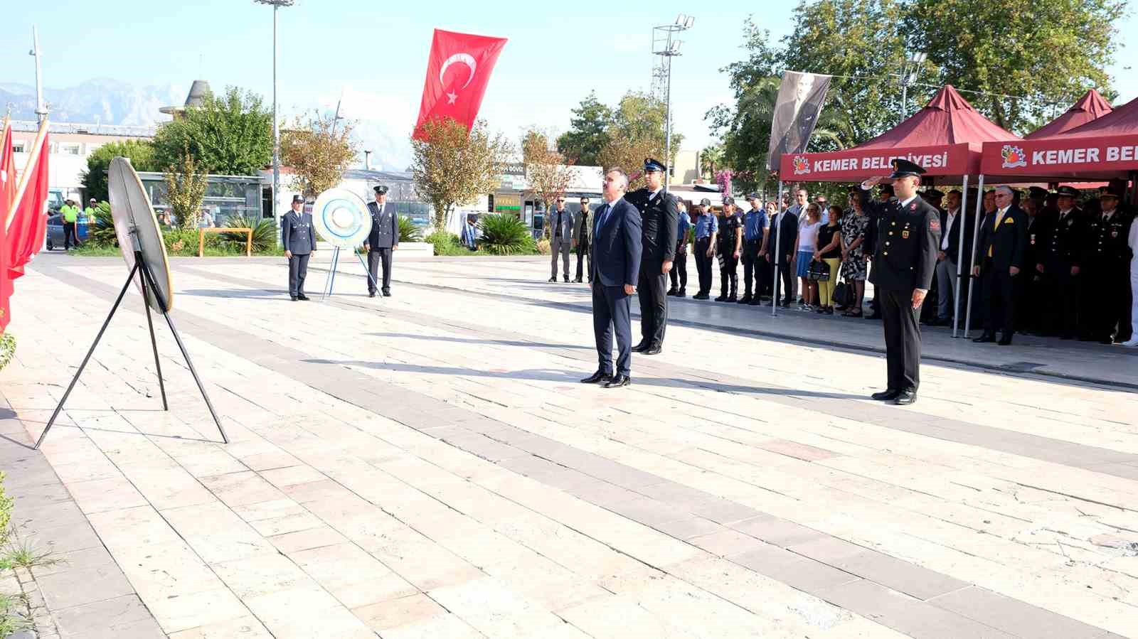 Gaziler düzenlenen törenle anıldı
