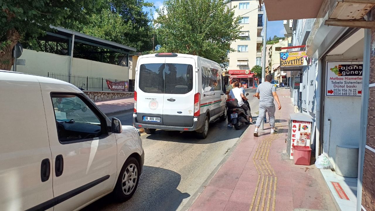 Aydın’da yol verme tartışması
