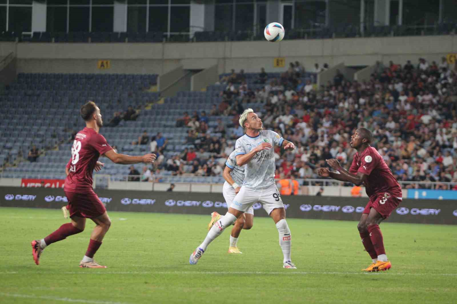 Trendyol Süper Lig: Hatayspor: 0 - Bodrum FK: 1 (İlk yarı)
