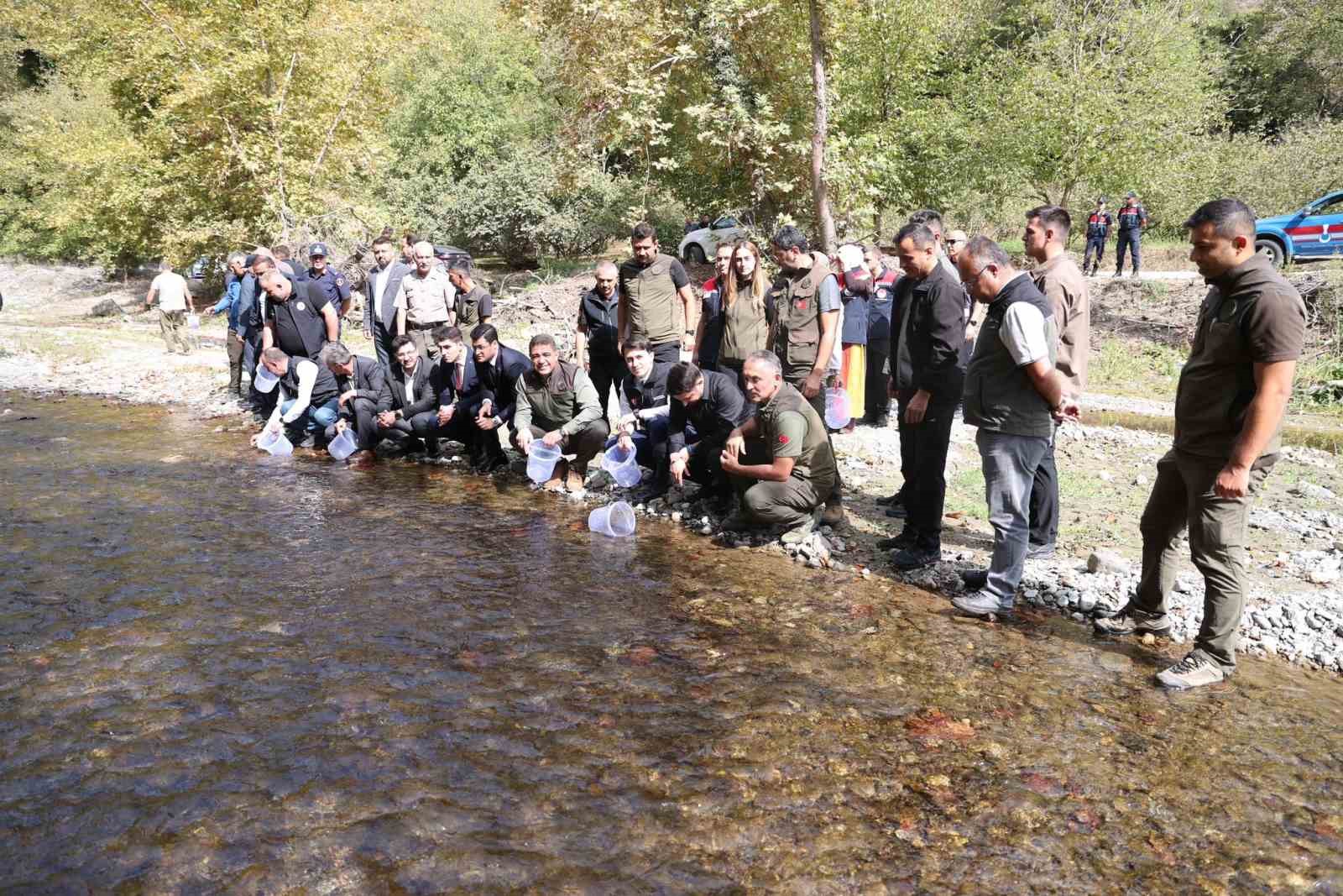 Balıklar derelerle buluştu
